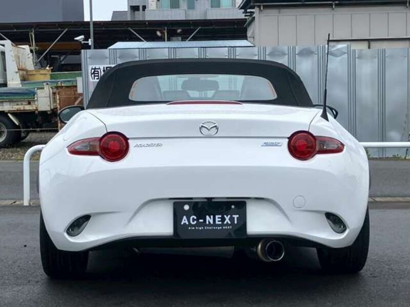 ROADSTER