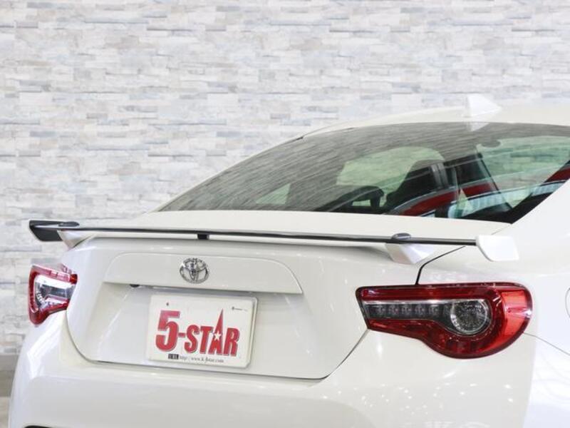 86