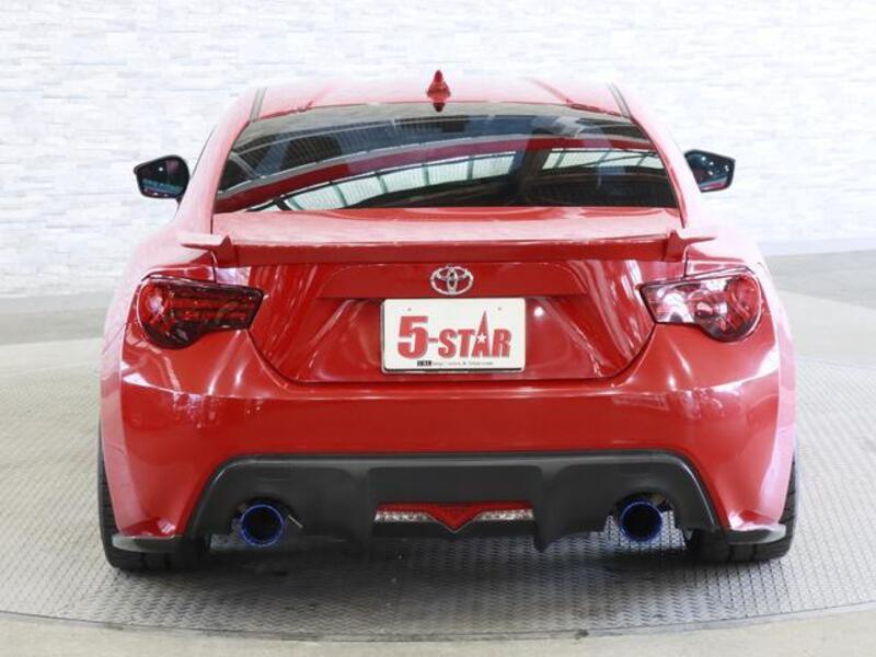 86
