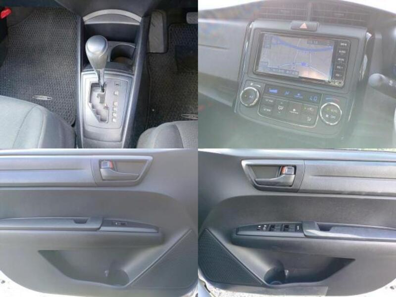 COROLLA AXIO