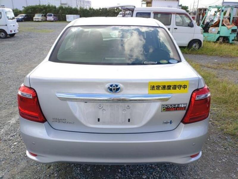 COROLLA AXIO