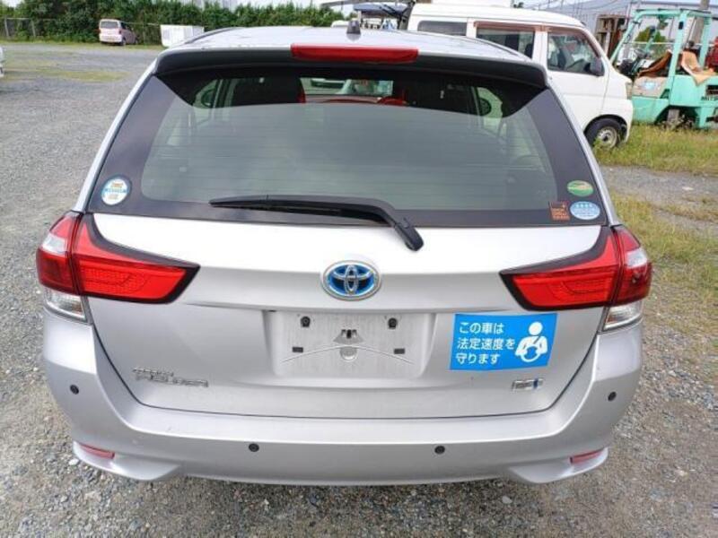 COROLLA FIELDER