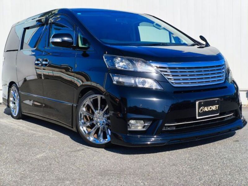 TOYOTA VELLFIRE