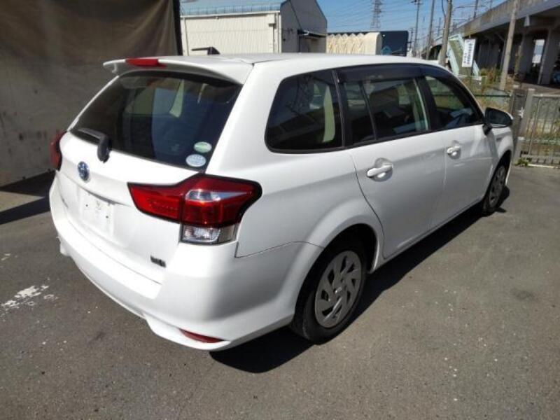 COROLLA FIELDER
