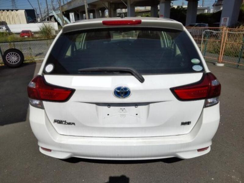 COROLLA FIELDER
