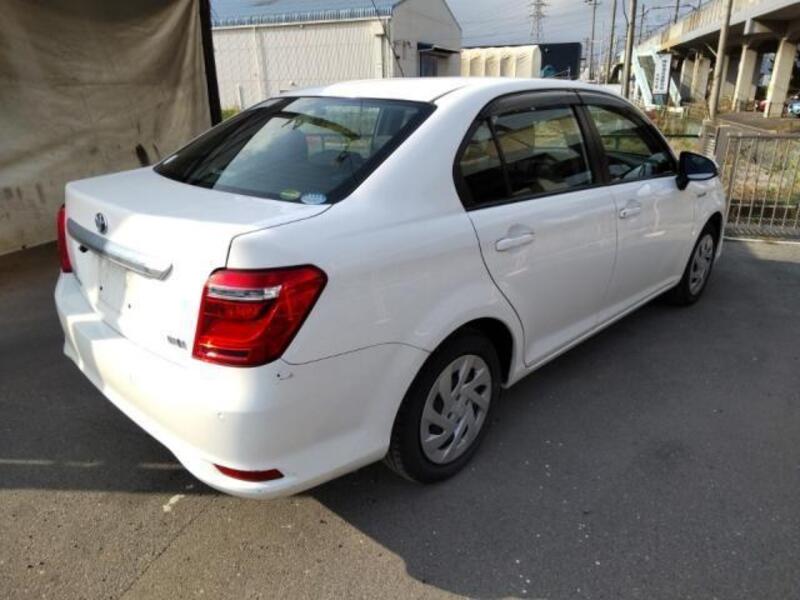 COROLLA AXIO