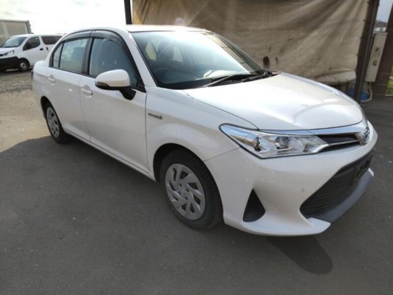 COROLLA AXIO