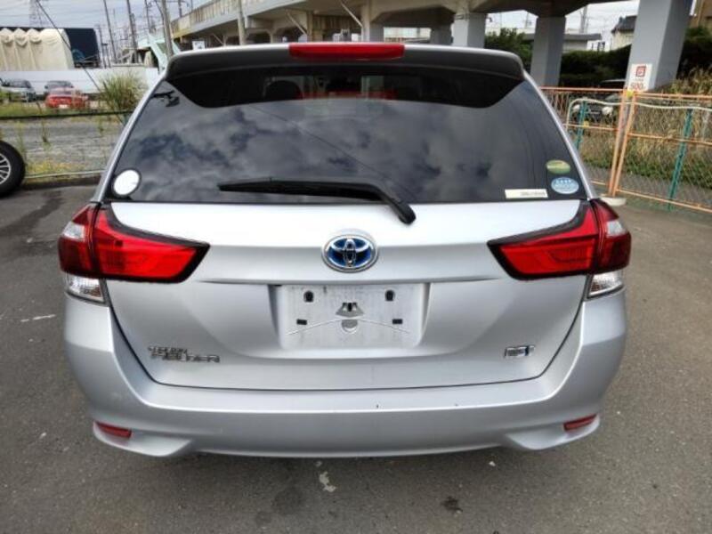 COROLLA FIELDER