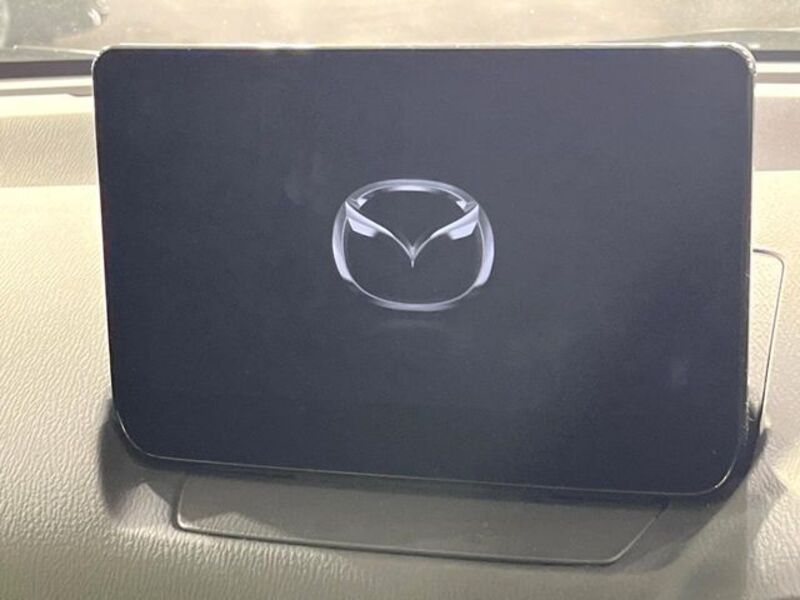 MAZDA2