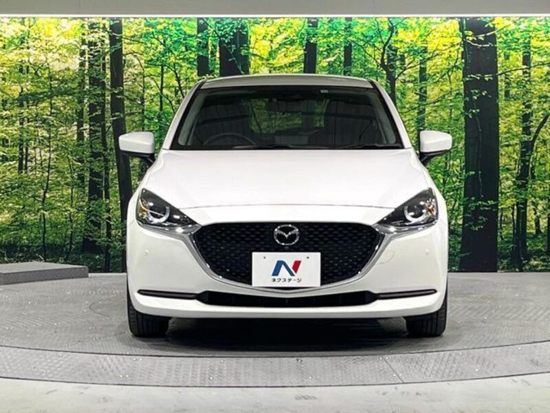 MAZDA2