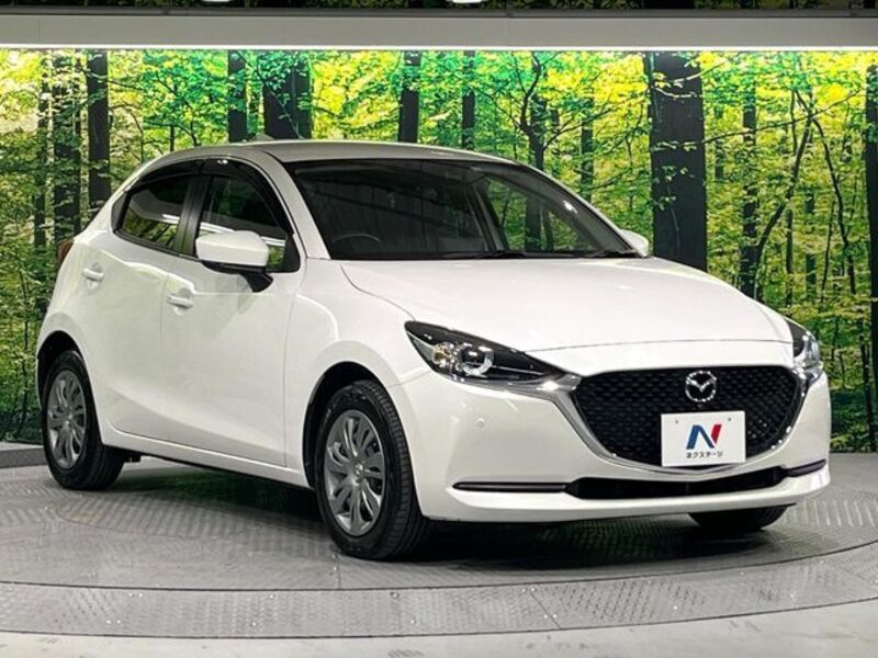 MAZDA2