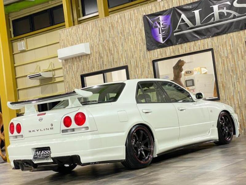 SKYLINE