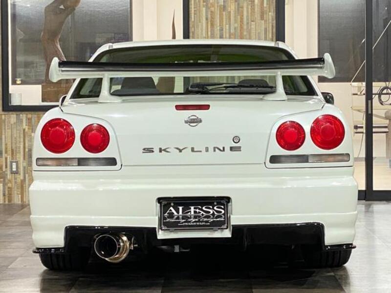 SKYLINE