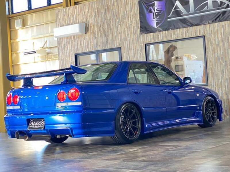 SKYLINE