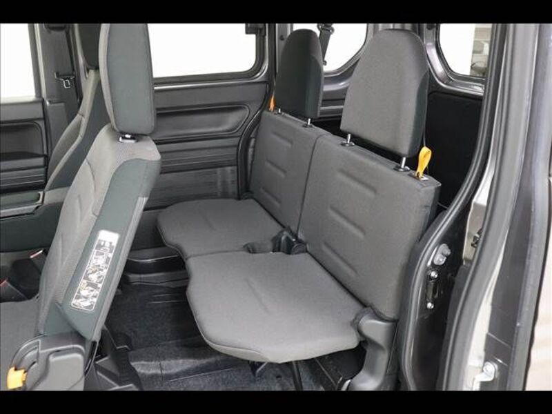 N-VAN