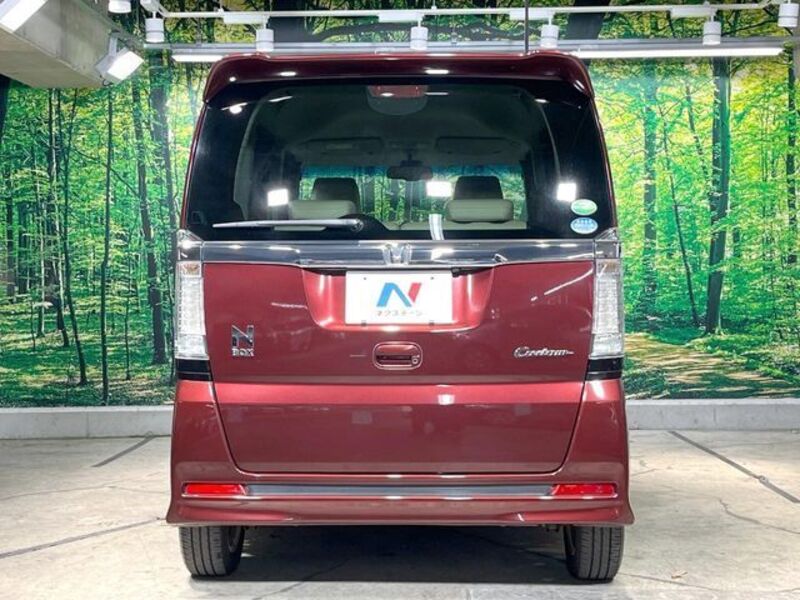 N BOX CUSTOM