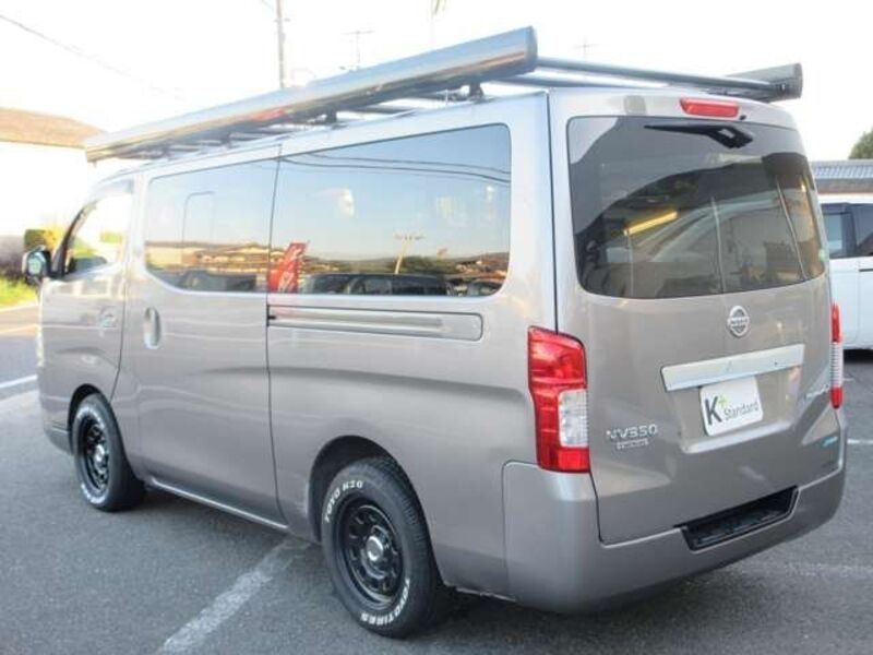 NV350 CARAVAN