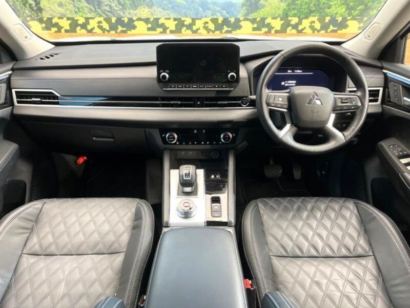 OUTLANDER PHEV
