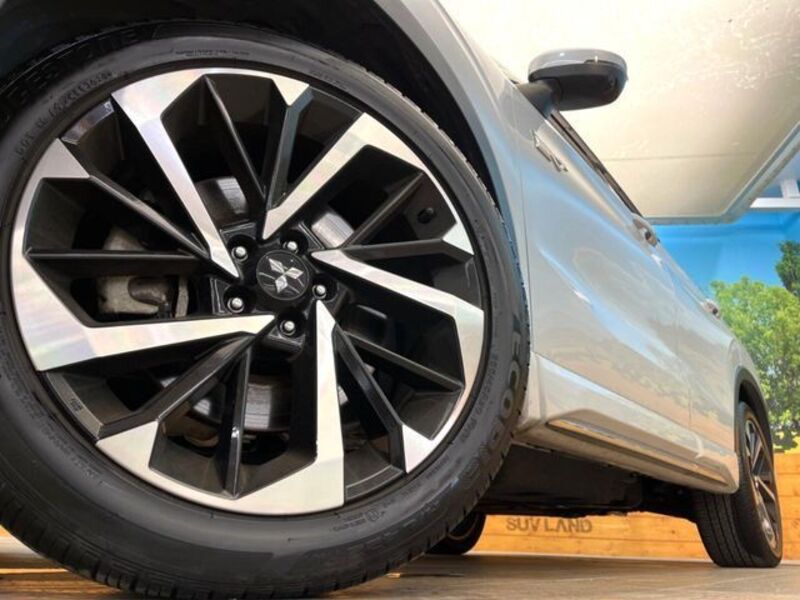 OUTLANDER PHEV