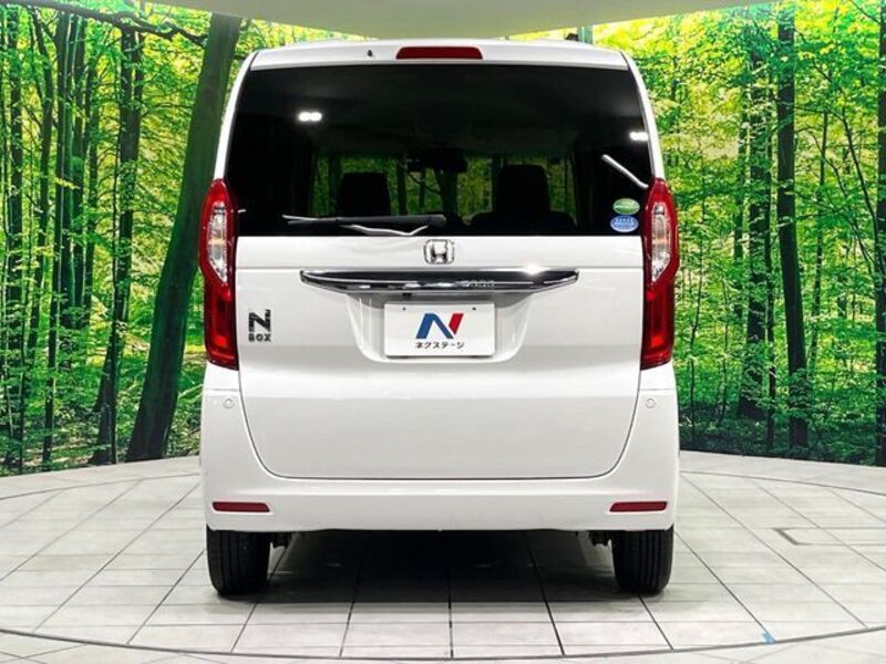 N BOX