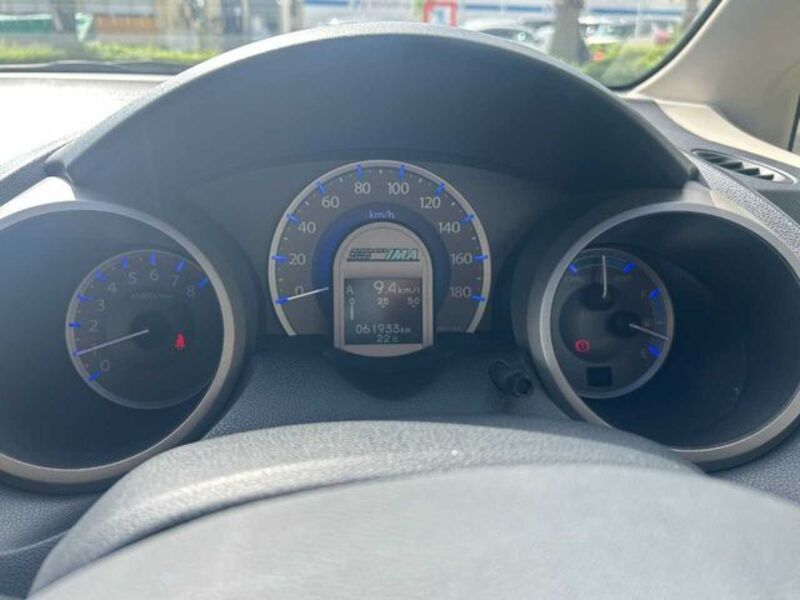 FIT HYBRID