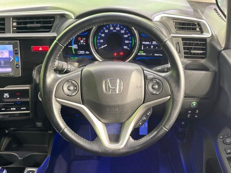 FIT HYBRID