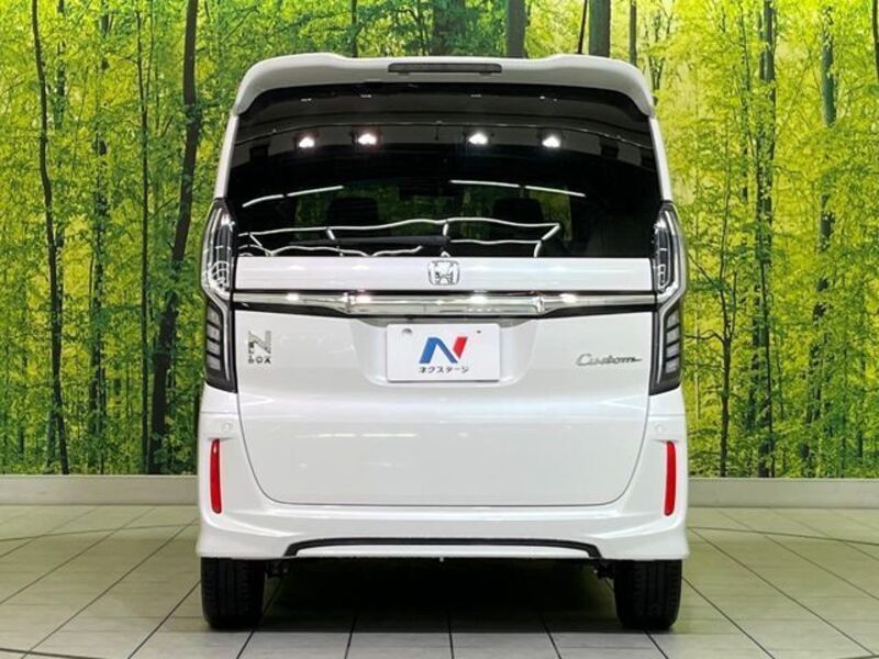 N BOX CUSTOM