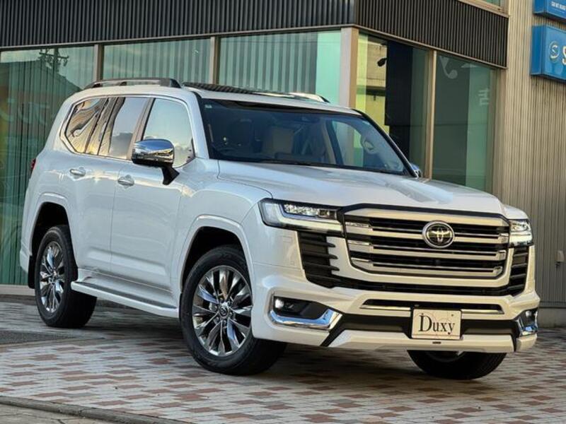 LAND CRUISER