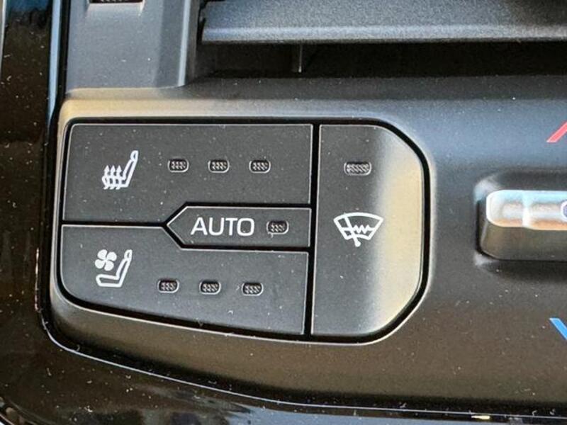 LAND CRUISER