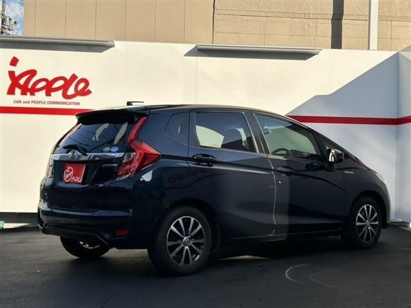 FIT HYBRID