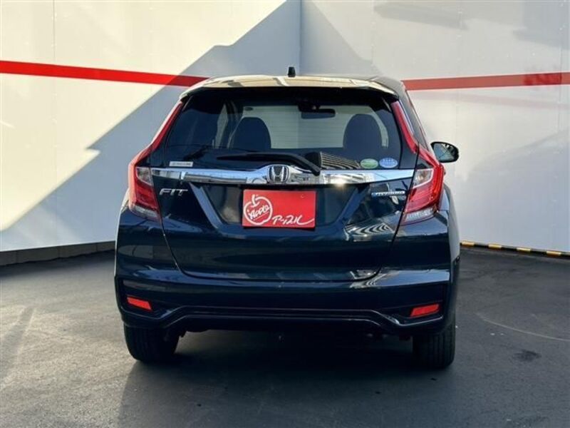 FIT HYBRID