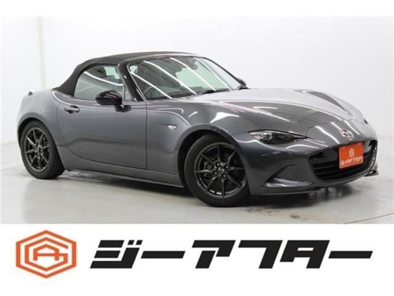 ROADSTER-0