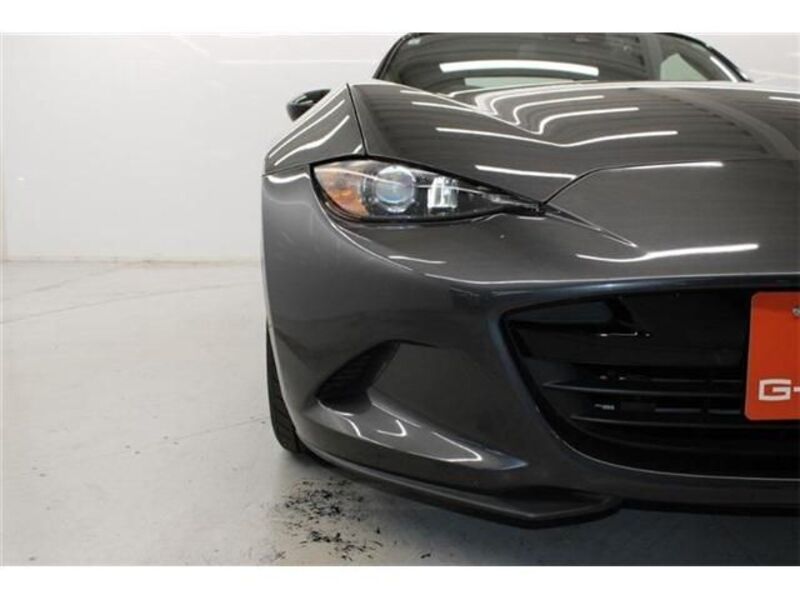 ROADSTER