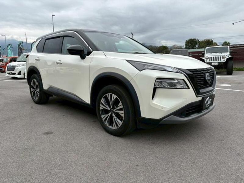 X-TRAIL