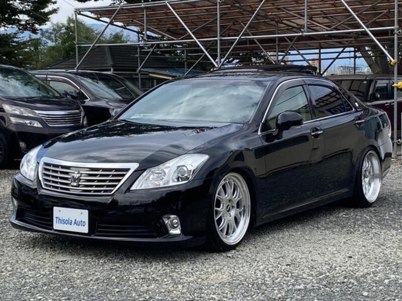 CROWN