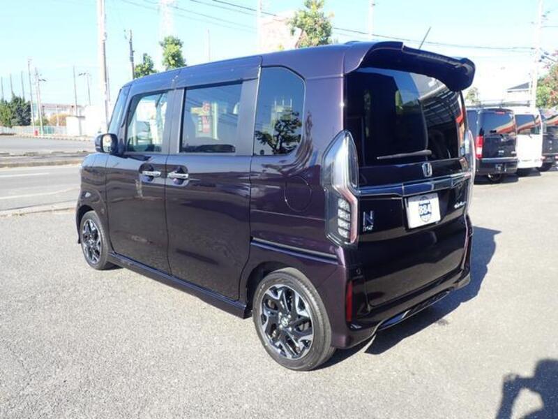 N BOX CUSTOM
