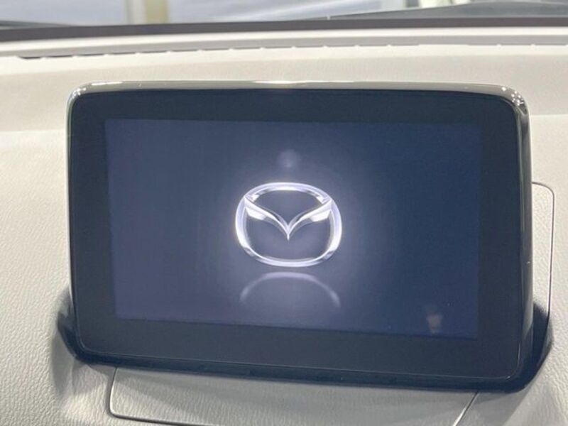 MAZDA2