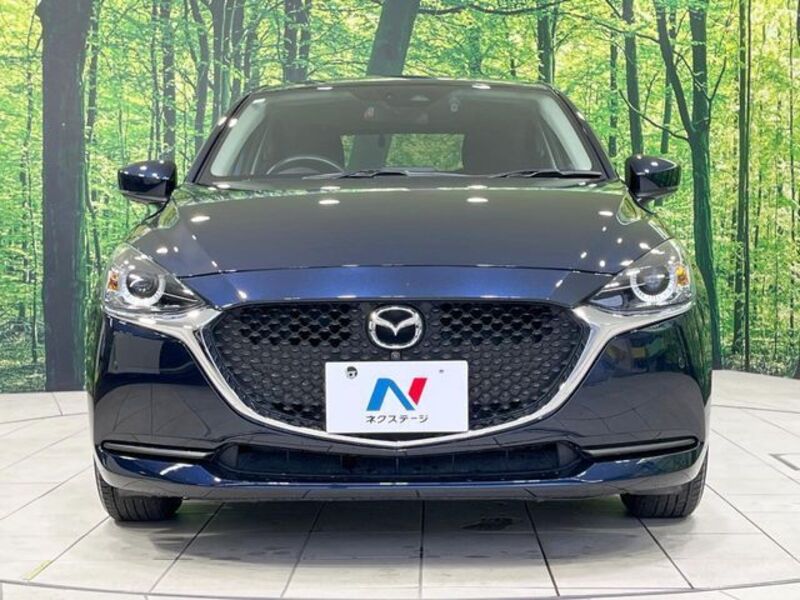 MAZDA2