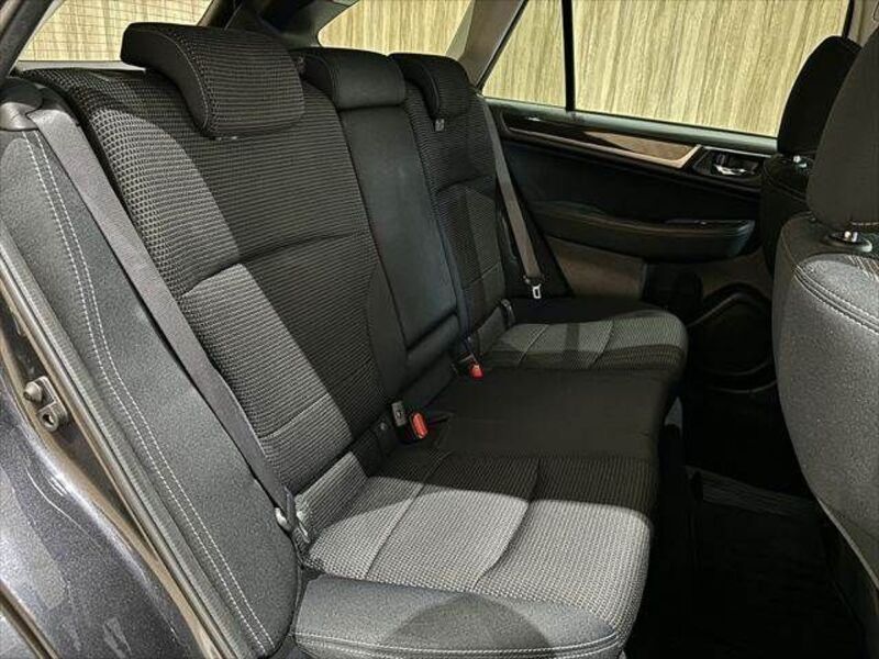 LEGACY OUTBACK