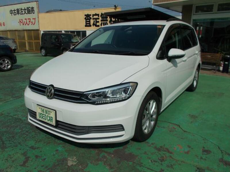 VOLKSWAGEN GOLF TOURAN
