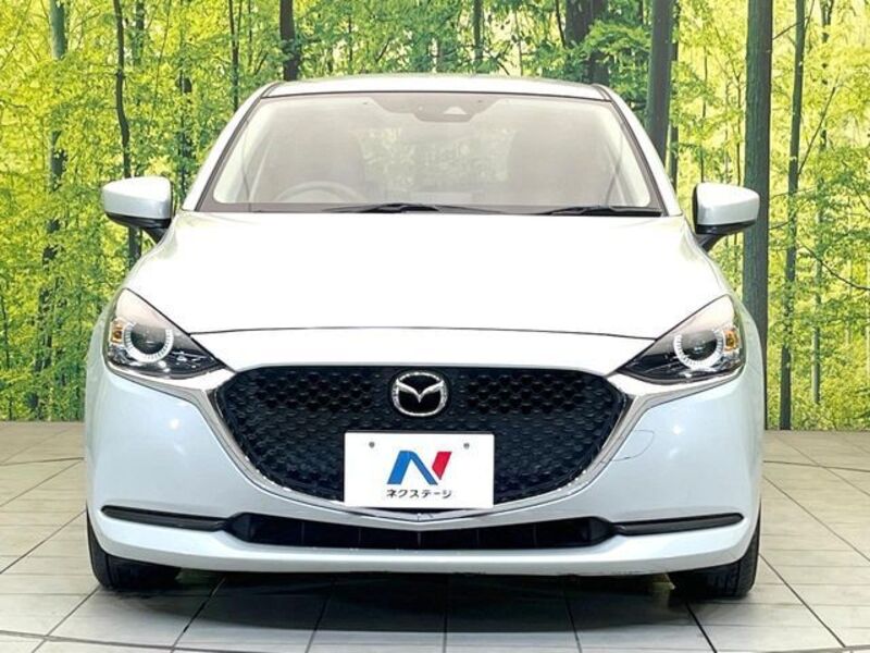 MAZDA2