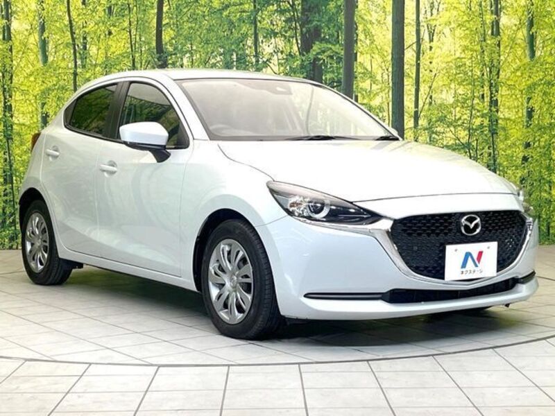 MAZDA2