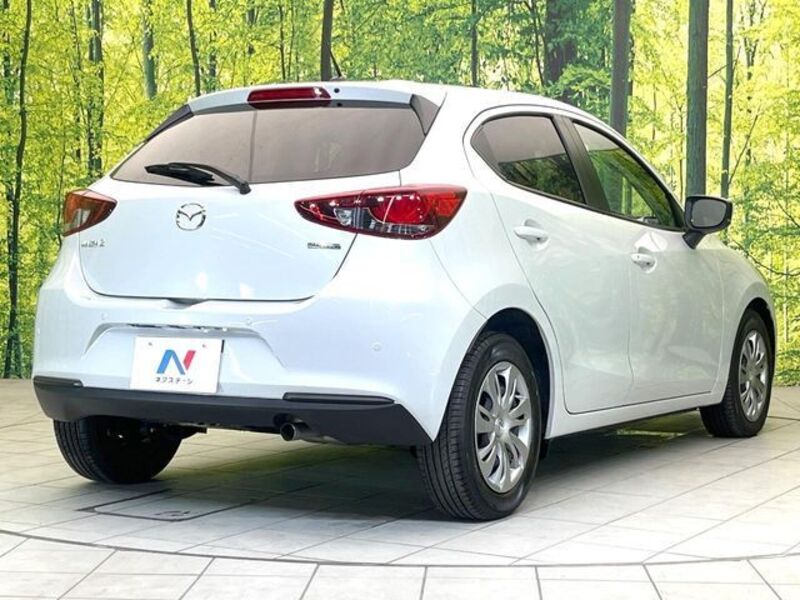 MAZDA2