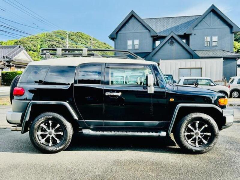 FJ CRUISER