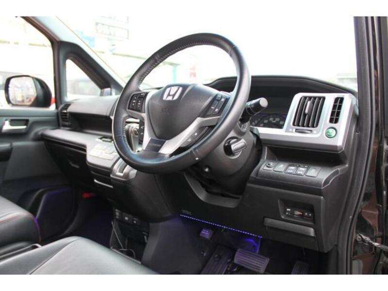 STEPWAGON SPADA