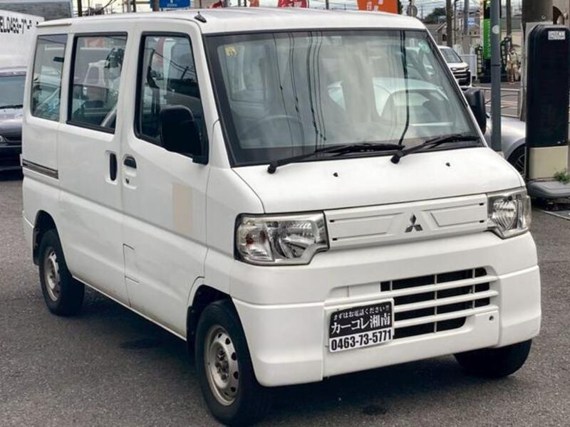 MINICAB VAN
