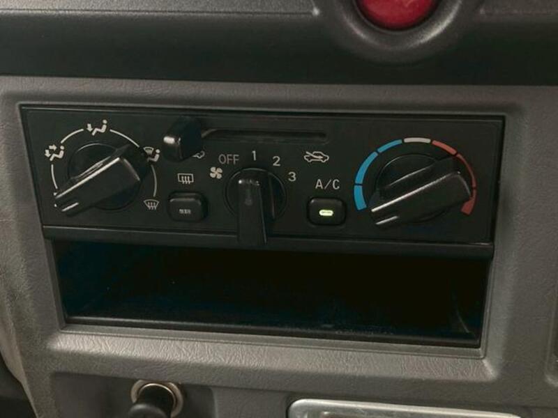 MINICAB VAN
