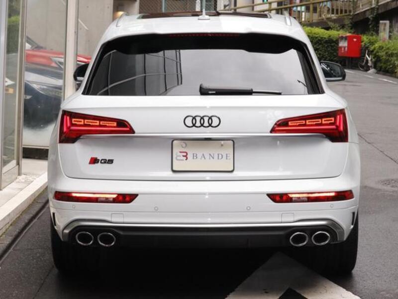 SQ5