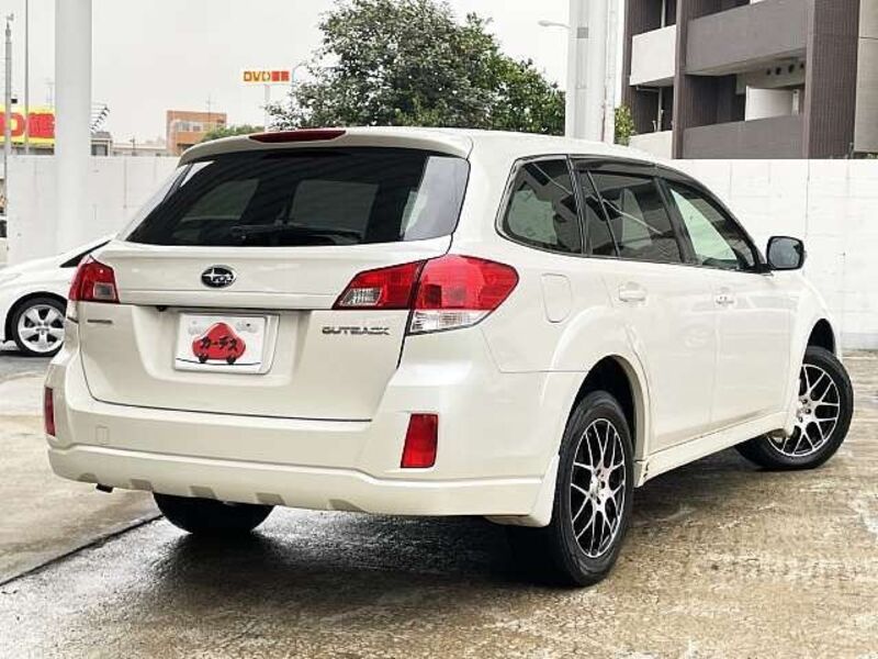LEGACY OUTBACK
