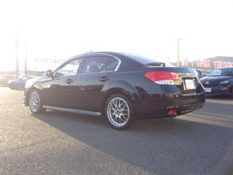 LEGACY B4